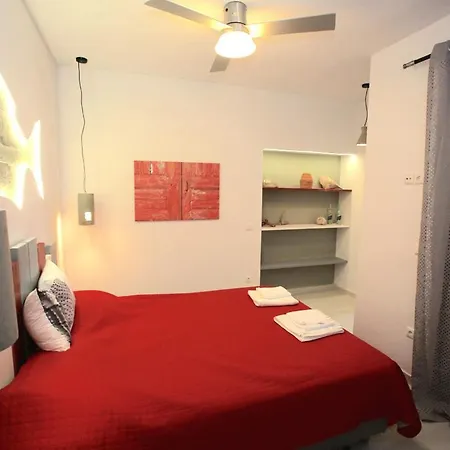 Kastellakia Bay Villas - Pi π House Apartment *