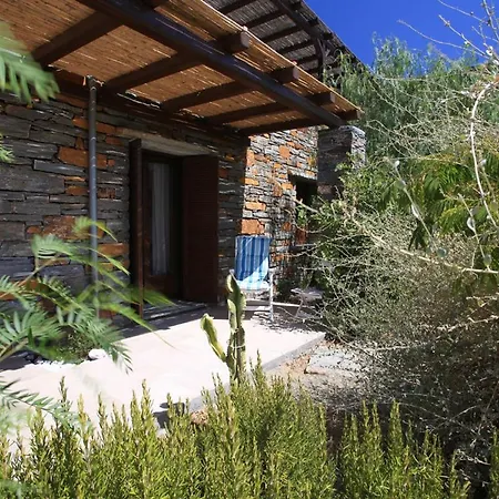 Kastellakia Bay Villas - Pi π House Apartment